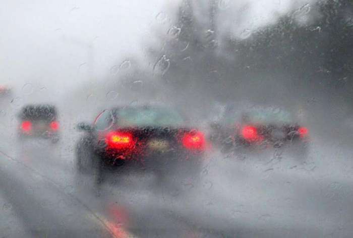 雨天開車危險系數大, 一定要牢記這幾個“保命技巧”!