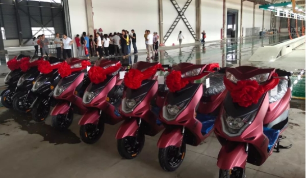 立馬電動車怎么樣 質(zhì)量好、超強核磁動力機、獨創(chuàng)防盜鎖