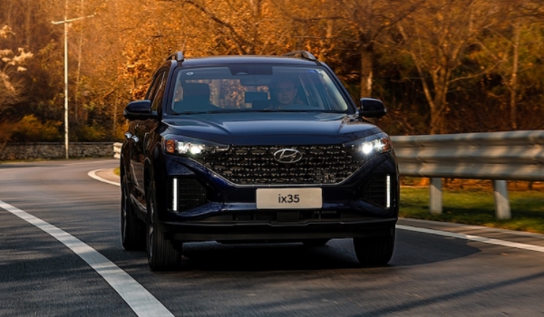 現代ix35怎么樣 加速效果好、車身配置豐富、中控設計不錯