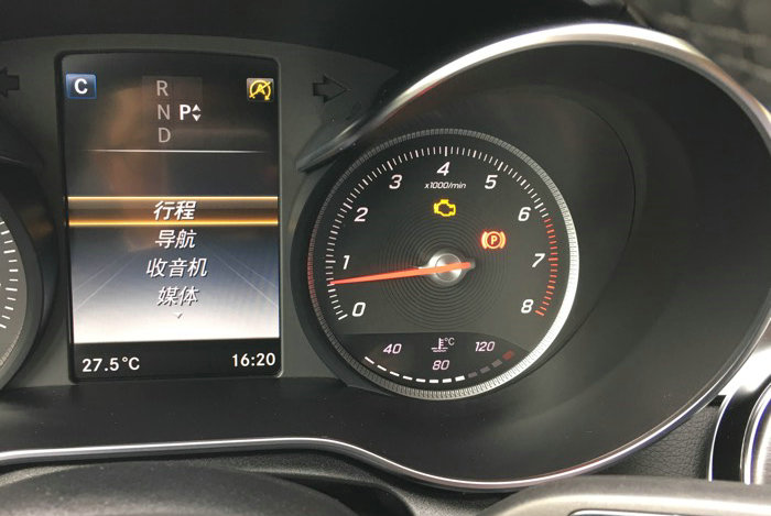 發動機轉速超過3000傷車嗎