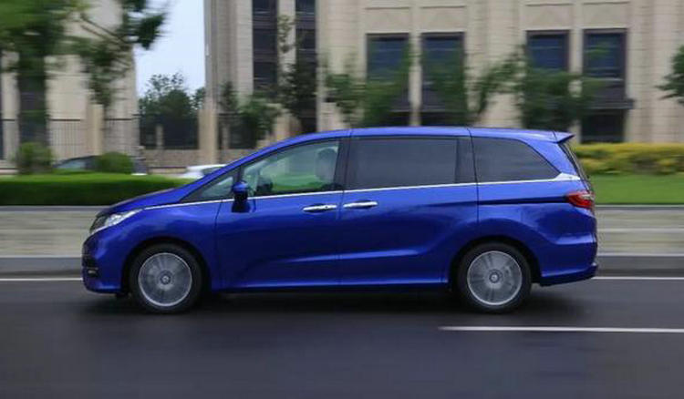 開(kāi)車時(shí)車內(nèi)嗡嗡噪音大的原因