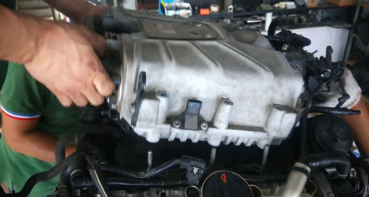 發動機燒機油大修要多少錢