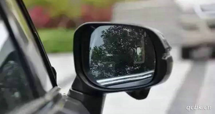 汽車后視鏡自動折疊失靈怎么辦