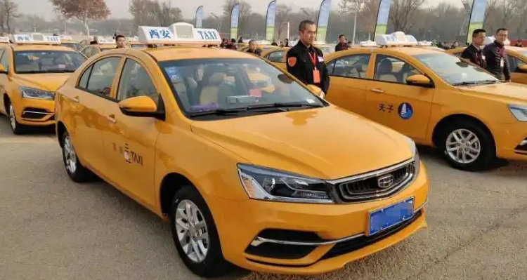 營(yíng)轉(zhuǎn)非的車輛幾年一審