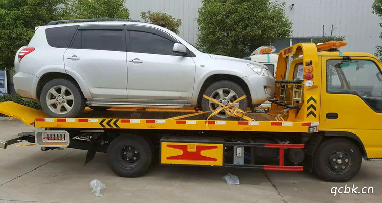 車被拖走了拖車費(fèi)要交多少錢
