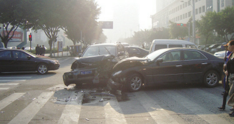 車禍雙方都有責任怎么處理
