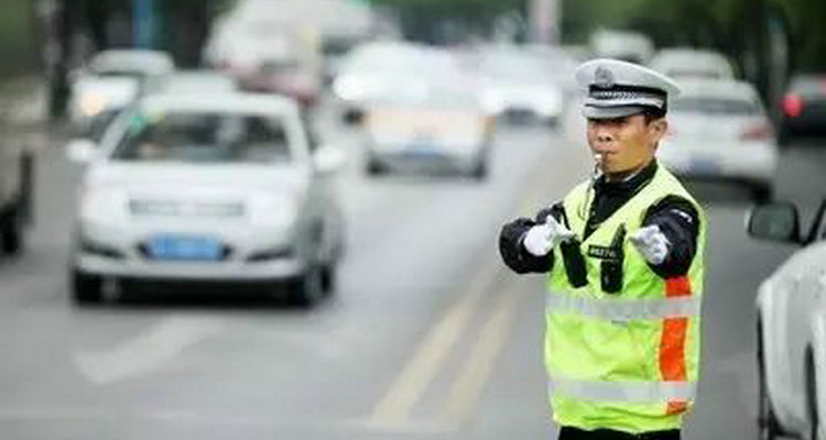 交警定責(zé)后對方不賠償怎么辦