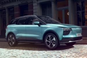 愛(ài)馳u5是哪個(gè)廠家及簡(jiǎn)介 屬于愛(ài)馳汽車(chē)旗下(續(xù)航可達(dá)503km)