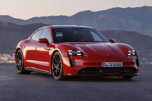 保時捷純電動taycan續航 車輛提供9款續航里程可選（使用性很好）