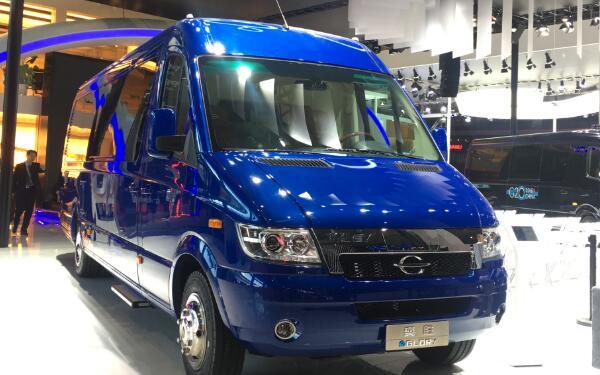 長江的車標歷史 公交車的創業夢