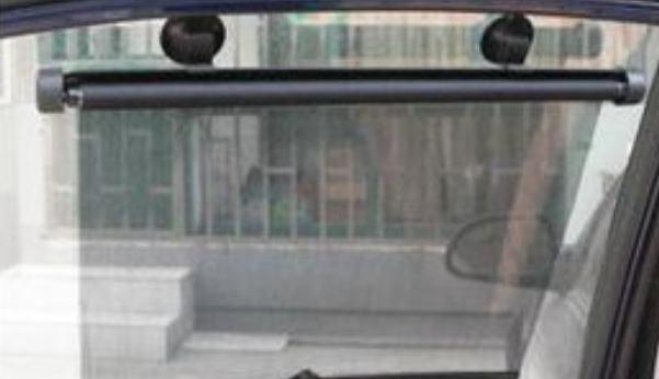 汽車(chē)遮陽(yáng)板，購(gòu)車(chē)均有配送（贈(zèng)送的不花錢(qián)但不好用）
