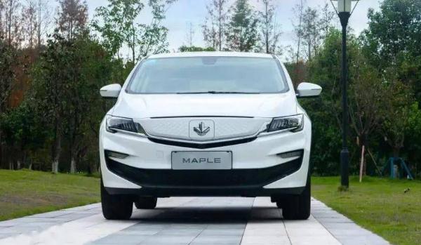 楓葉汽車楓葉80V上市，汽車行業新秀（具備可充可換電的能力）