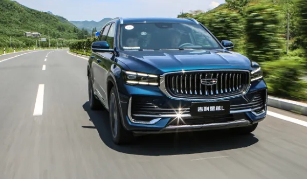 吉利星越l車怎么樣 百公里油耗最低4.9L（安全性能優秀）