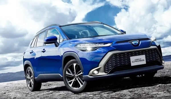 豐田鋒蘭達(dá)的尺寸多少 車身長(zhǎng)達(dá)4.4米(車身軸距為2640mm)