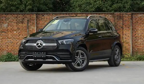奔馳suv全部車型價(jià)格 在售的、停售的車型共有29款（最低報(bào)價(jià)27萬起）