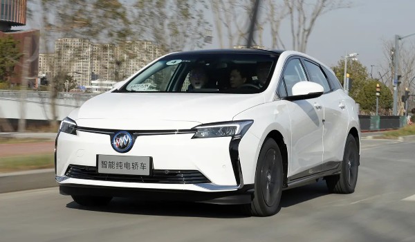 別克微藍6純電動車怎么樣 續航可達518km(安全配置豐富)