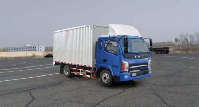 大貨車屬于什么車型，重型、中型、輕型、微型這樣分類