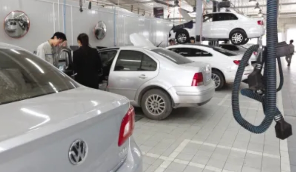 車保養一般都保養什么，小保養項目較少價格更低