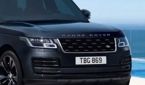 range rover是什么車 車型為路虎攬勝（3.0/4.4T發動機 性能好 動力強）
