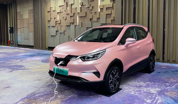 10萬(wàn)元內(nèi)最好電動(dòng)汽車(chē)，宏光MINIEV價(jià)格最低銷(xiāo)量最高