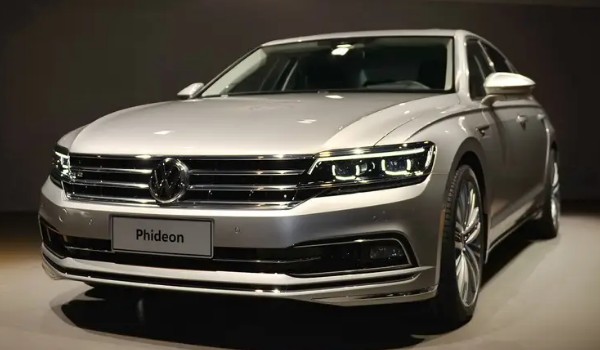 大眾輝昂怎么樣值得買嗎 車身長達5米(搭載2.0T發動機)