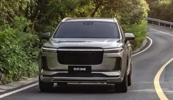 純電動汽車十大名牌排名及價格 宏光miniev僅售3萬(續(xù)航達(dá)300km)