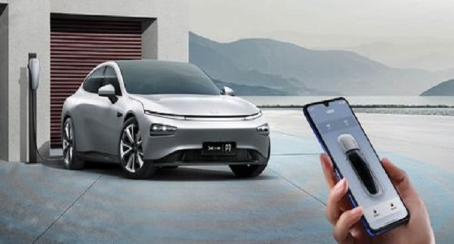 小鵬P7電動汽車價格及圖片，超長續航版可達到650+kmNEDC