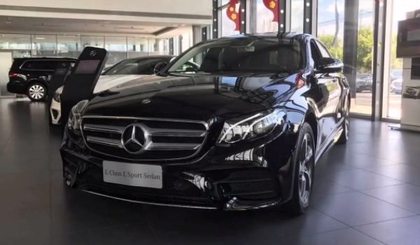 奔馳e300l新車報(bào)價(jià)2022款價(jià)格 奔馳e300l新車僅售48.15萬(wàn)（全款落地53.89萬(wàn)元）