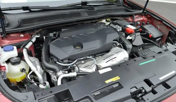 標致508l的發動機怎么樣 輸出馬力可達211匹(搭載1.6T和1.8T發動機)