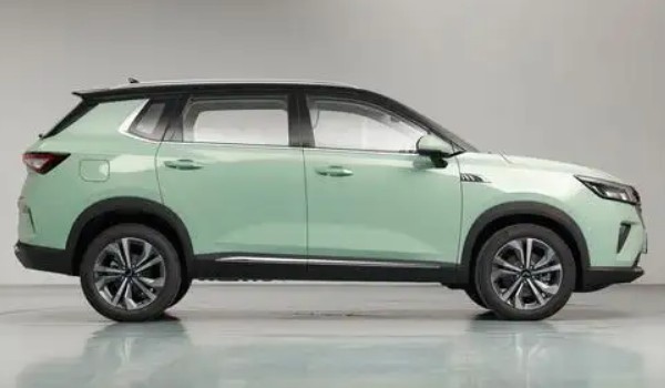 五菱星辰suv2022新款價格 2022款星辰售價9萬(二手價格5萬)