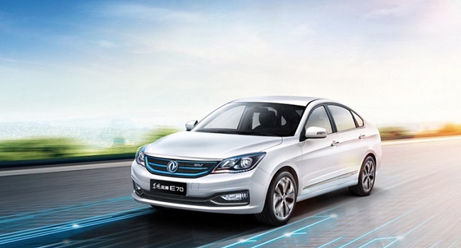 東風e70電動汽車報價，官方指導價15.28萬元