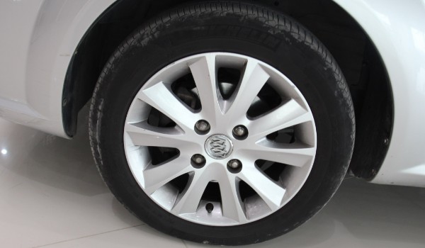 別克凱越輪胎型號規格 輪胎型號185/65 r15(普利司通輪胎品牌)