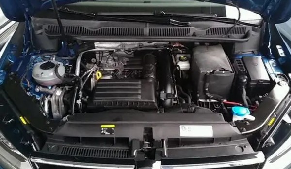 大眾途安l車怎么樣值得買嗎 油耗實測8.2L(輸出馬力可達150匹)