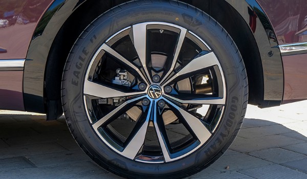 大眾攬境輪胎型號多少 輪胎尺寸265/45 r21(固特異輪胎品牌)