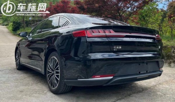 比亞迪e9純電動(dòng)車(chē)多少錢(qián) 2022款e9售價(jià)24萬(wàn)(分期首付7萬(wàn))