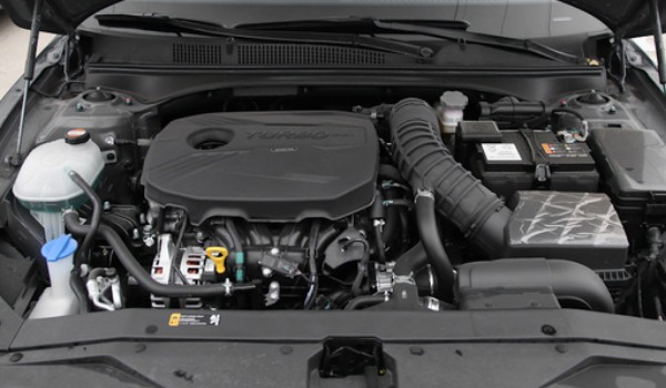 現代菲斯塔這款車怎么樣 油耗實測7.8L(馬力可達200匹)