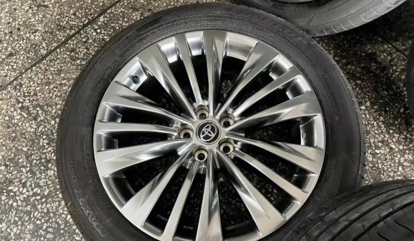 漢蘭達輪胎多大尺寸 輪胎尺寸為235/55 r20
