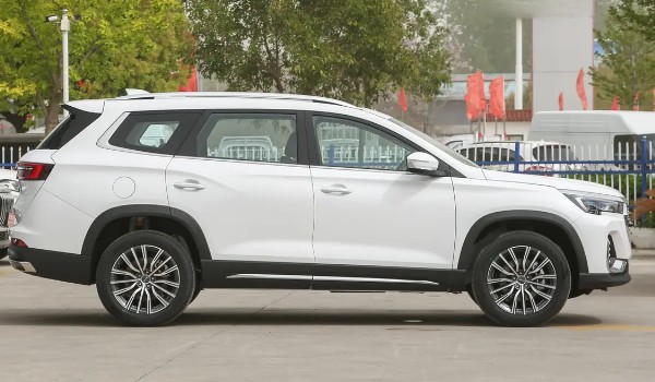 捷途x90plus2023多少錢 新車售價9萬(分期首付3萬)