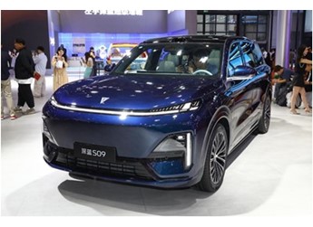 豪華SUV擂臺(tái)賽：深藍(lán)S09 VS 領(lǐng)克900，誰才是新王？ 封面圖