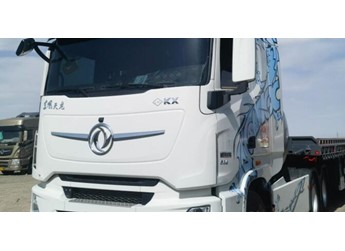 幸福卡車票選故事 | 兩代東風天龍相伴路師傅十載征途，托起兒子汽車夢 封面圖