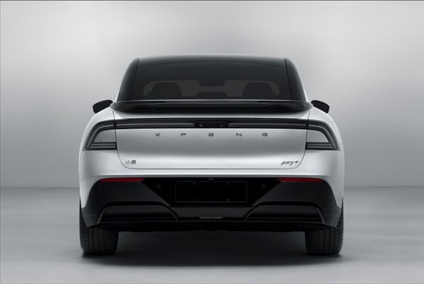 車長超5米！小鵬全新車型P7 完成申報：造型亮眼對標智界S7