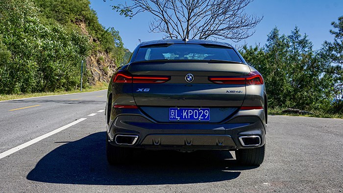 全副武裝的德系戰艦 BMW全新X6評測 