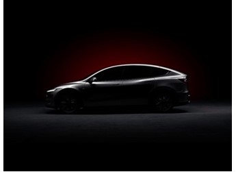 大六座來了！特斯拉Model Y L外觀正式公布：預估售價40萬 尾標亮了 封面圖