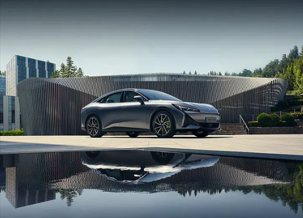Model 3再迎強敵！極狐阿爾法S5明日交付：頂配21.68萬元