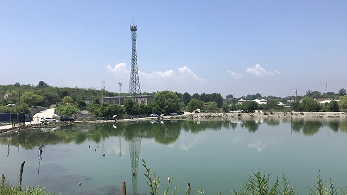 雨后見美景 雷克薩斯RX450hL懷來官廳游記
