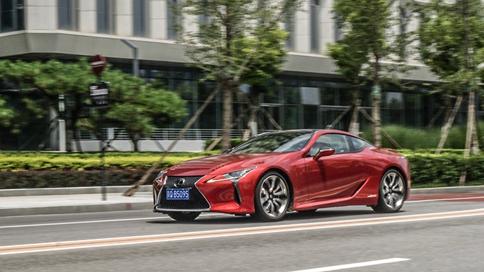 東方跑車之藝術品 試駕雷克薩斯LC500h