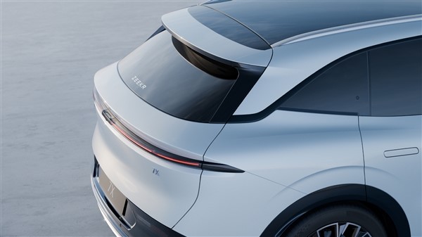 原創豪華不仿特斯拉！極氪大五座家用SUV車型7X官圖發布