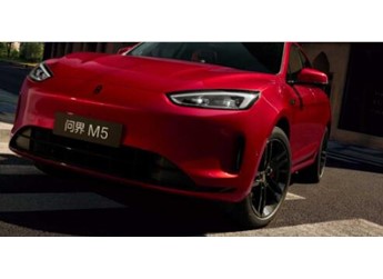 問(wèn)界新M5 Ultra與特斯拉Model Y，誰(shuí)才是智慧出行伙伴？ 封面圖