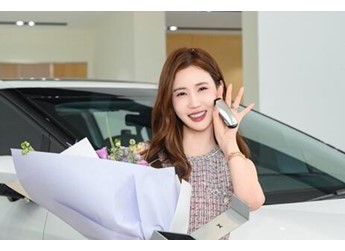 韓國氧氣美女李多海喜提小鵬X9：還特意要去考中國駕照